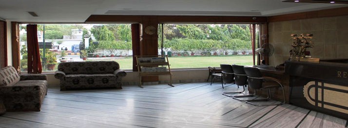 2457/Hotel Suruchi - Gwalior 02.jpg